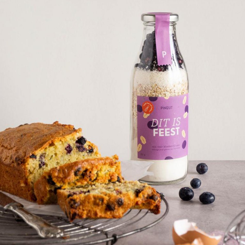 Pineut Cake Blueberry cake
